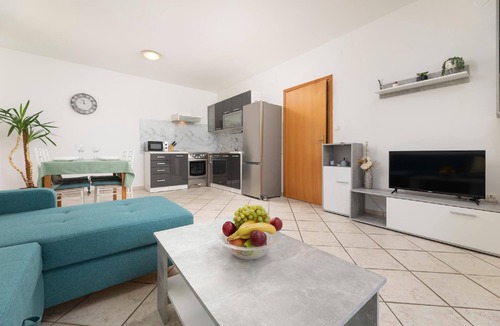 Bogovici House | Apartment for 4 persons approx. 55 qm in Bogovići, Kvarner Bay (Krk)