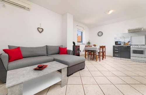 Bogovici Apartment | Apartment for 4 persons approx. 55 qm in Bogovići, Kvarner Bay (Krk)