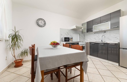Bogovici Apartment | Apartment for 4 persons approx. 55 qm in Bogovići, Kvarner Bay (Krk)