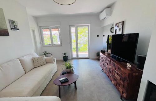 Zidarici Apartment | Apartment Fortuna in Malinska- 100m from the beach