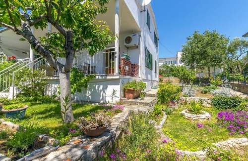 Podglavica Apartment | Apartment Garden by the sea (66961-A2) - Rogoznica