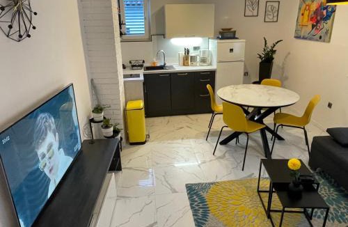 Turanj Apartment | Apartment Grgo