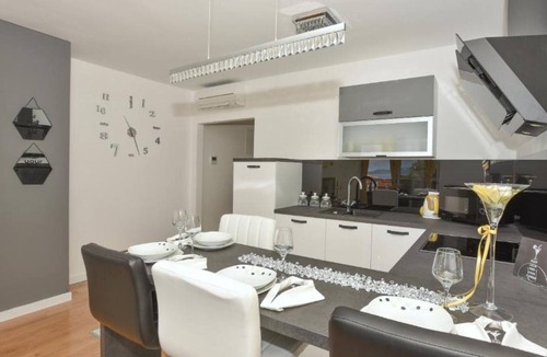 Bidol Apartment | Apartment Hani 1 - One Bedroom Apartment With Balcony And Sea View