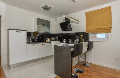 Bidol Apartment | Apartment Hani 1 - One Bedroom Apartment With Balcony And Sea View