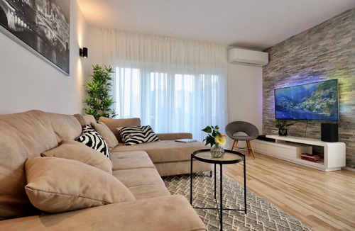 Mejasi Apartment | Apartment Holiday Home TiA