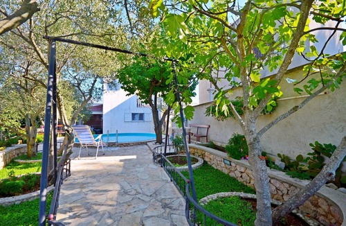 Susica Apartment | Apartment Gordan (42881-A2) - Murter - island Murter
