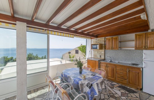 Susica Apartment | Apartment Branka (55391-A1) - Murter - island Murter