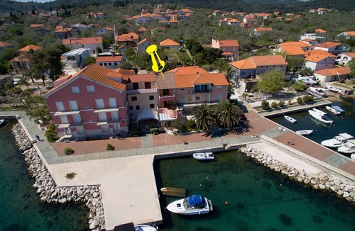 Poljana Apartment | Apartments Ivan (104411-A2) - Poljana - island Ugljan