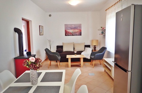 Starigrad Apartment | Apartment in Starigrad near Paklenica