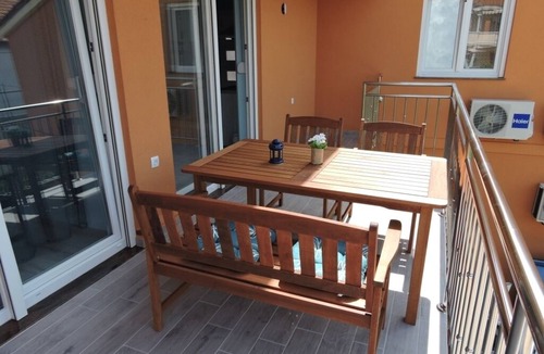 Biograd na Moru Apartment | Apartment in Biograd na Moru with Balcony, Air condition, WIFI (4269-4)