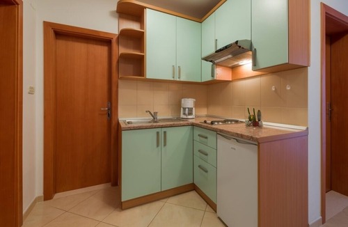 Bol Apartment | Apartment in Bol with Seaview, Balcony, Air condition, WIFI (156-5)