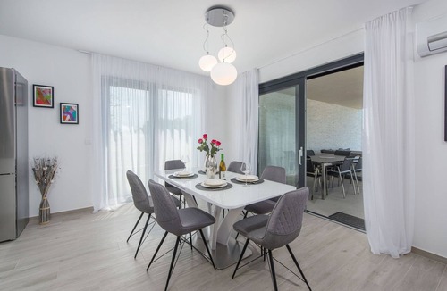 Nova Vas Villa | Apartment in Croatia near the Coast