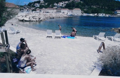 Island Hvar Apartment | Apartment in Jelsa with Terrace, Air condition, WIFI (4440-1)
