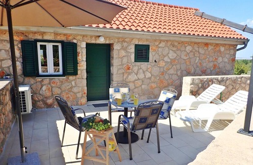 Seline House | Apartment in Jusupi near Mala Paklenica Park