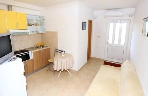 Kali Apartment | Apartment in Kali with Seaview, Terrace, Air condition, WIFI (4675-5)