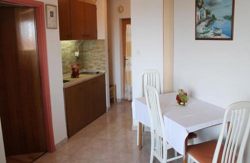 Kali Apartment | Apartment in Kali with Sea View, Balcony, Air Conditioning, Wi-Fi (4566-5)