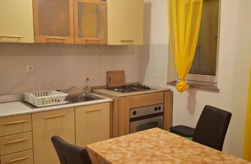 Lopar Apartment | Apartment in Lopar with Balcony, Air condition, WIFI, Washing machine (696-6)