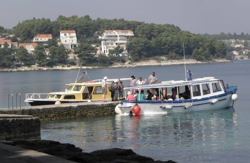 Lumbarda Apartment | Apartment in Lumbarda with Seaview, Terrace, WIFI, Washing machine (869-3)