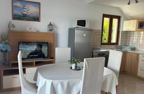 Lumbarda Apartment | Apartment in Lumbarda with Seaview, Terrace, Air condition, WIFI (128-1)