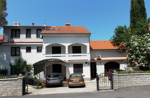 Bogovici Apartment | Apartment in Malinska with Seaview, Terrace, Air condition, WIFI (4690-1)