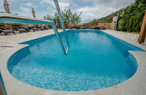 Mundanije Apartment | Apartment in Mundanije with Seaview, Terrace, Air condition, WIFI (3748-3)