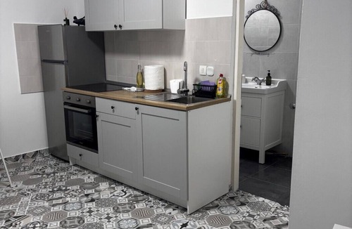 Pirovac Apartment | Apartment in Pirovac with Balcony, Air condition, WIFI (4717-2)