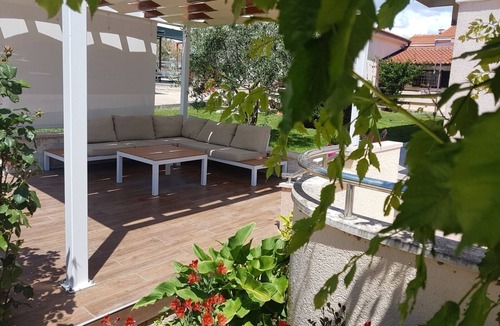 Privlaka Apartment | Apartment in Privlaka with Terrace, Air condition, WIFI, Washing machine (821-3)