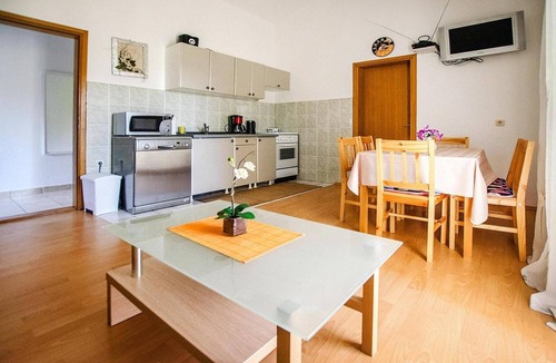 Seline Apartment | Apartment in Seline near Paklenica Park