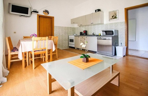 Seline Apartment | Apartment in Seline near Paklenica Park
