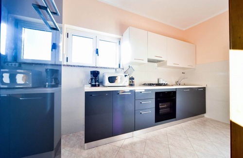 Posedarje Apartment | Apartment in Slivnica with Private Pool