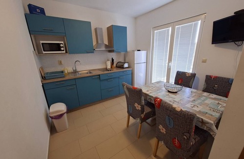 Vrsi Apartment | Apartment in Vrsi with Balcony, Air condition, WIFI (4494-3)