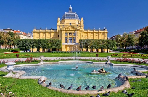 Zagreb Apartment | Apartment in Zagreb with Terrace, Air condition, WIFI, Washing machine (3798-1)