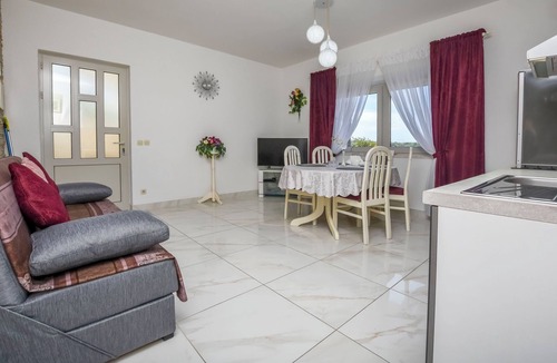 Rogoznica Apartment | Apartment Iryna (27201-A1) - Rogoznica