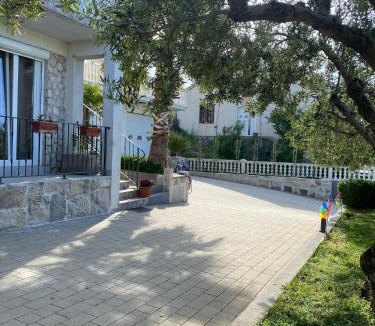 Pakostane Apartment | Apartment Iva