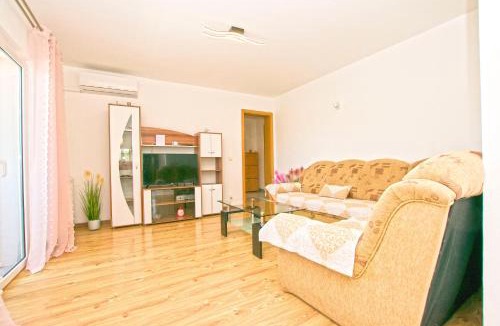 Velim Apartment | Apartment Iva Luca