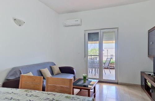 Maslenica Apartment | Apartment Ivan-5 by Interhome