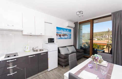 Veliki Drvenik Apartment | Apartment Ivica - 100m from the sea A2(2+2) - Drvenik Veli (Island Drvenik Veli), Riviera Trogir,