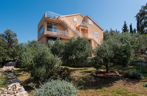 Loviste Apartment | Apartment Ivona (35247-A1) - Loviste