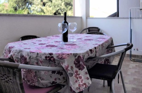 Ugljan Apartment | Apartment Ivor in Ugljan/Ugljan - 6 persons, 2 bedrooms