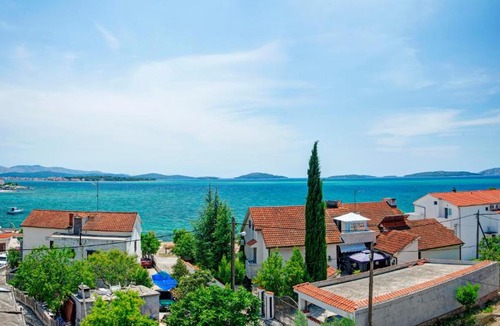 Brodarica Apartment | Apartment Jadran
