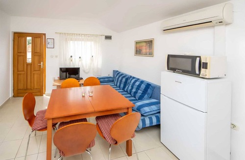 Jadrija Apartment | Apartment Jadria near the beach