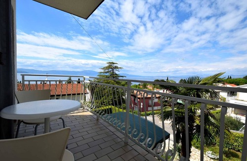 Njivice Apartment | Apartment Jasna 1 with sea view