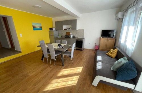 Gornji Karin Apartment | Apartment Jenny - 300m to the beach: A4(4+2) - Gornji Karin, Zadar riviera, Croatia