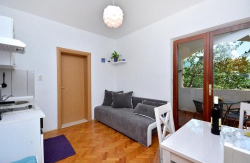 Podstrana Apartment | Apartment Joe Light