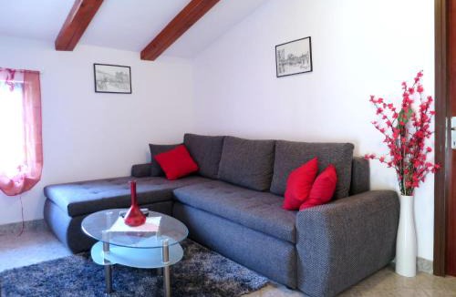 Golovik Apartment | Apartment Johan by Interhome