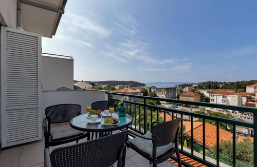 Gorinka Apartment | Apartment Josip (10677-A1) - Makarska