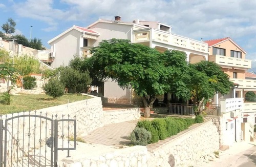 Zubovici Apartment | Apartment Katarina on the Island of Pag