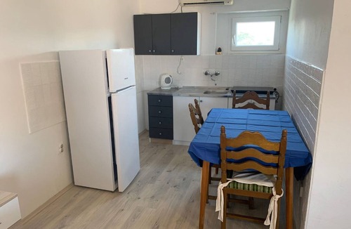 Muline Apartment | Apartment Lado - 230 m from sea: SA3(2+1) - Muline, Island Ugljan, Croatia