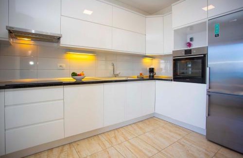 Bidol Apartment | Apartment Lauc