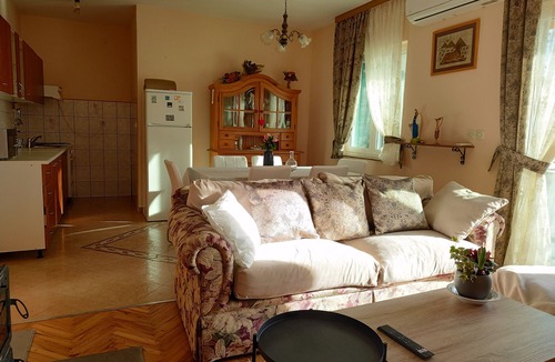 Rtina Apartment | Apartment Lemi - three bedroom apartment with a sea view